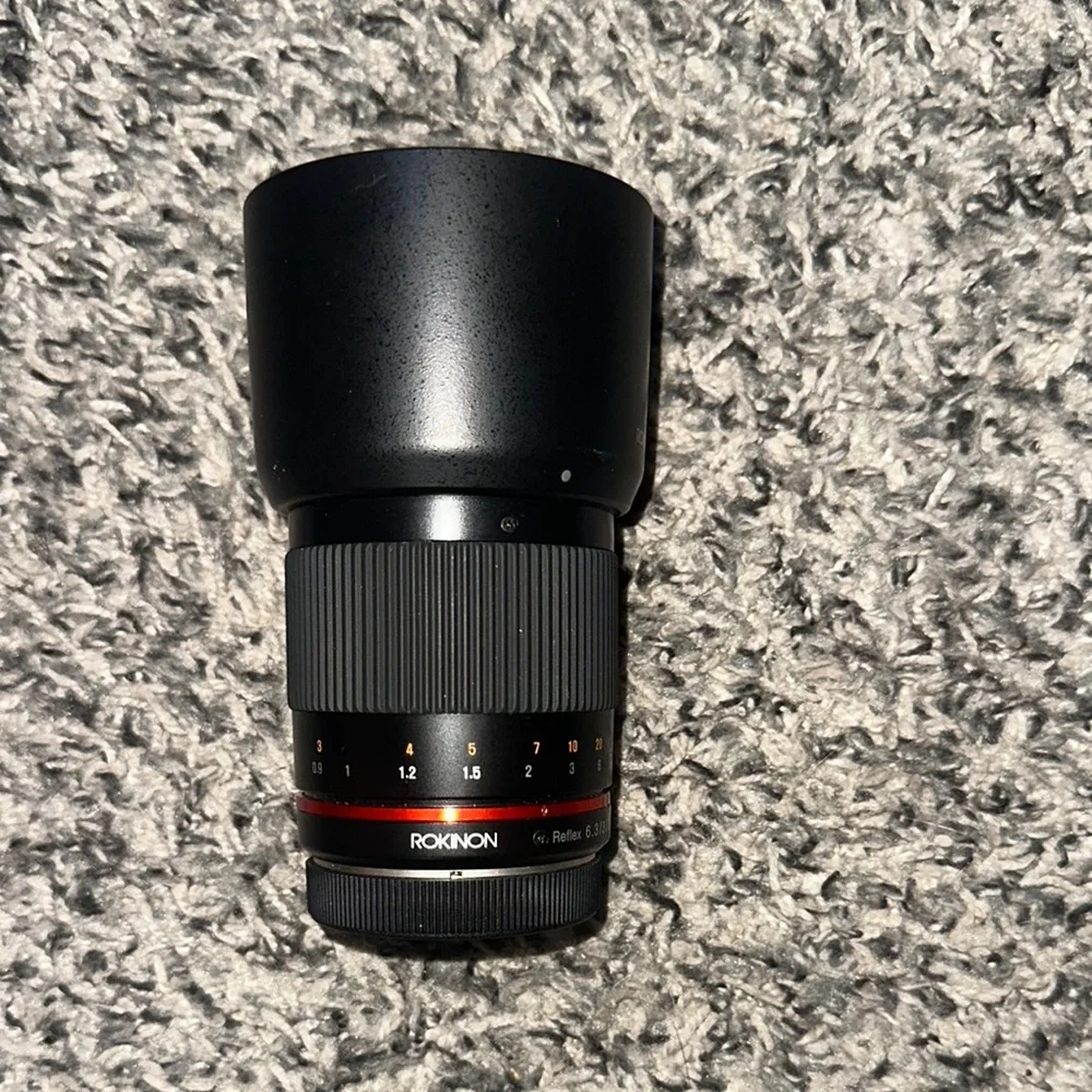 Samyang Reflex f/6.3 300mm ED UMC CS EFm canon mount.
